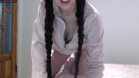 Snapshot of rosiehayes chatting on March 2026 10:53:02 AM RosieHayes online show from March 2026 10:53:02 AM