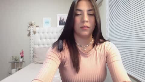 rosiehw online show from December 2024 12:17:02 PM