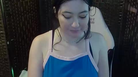 Snapshot of rosierevive chatting on March 2026 10:00:02 PM Rosie Revive online show from March 2026 10:00:02 PM