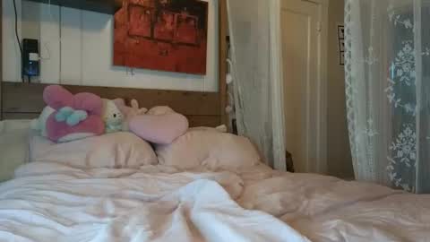 Rosie V online show from April 2026 02:49:02 AM