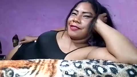 Snapshot of rosmerynava chatting on January 2025 02:26:02 AM rosmerynavarro online show from January 2025 02:26:02 AM