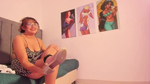 rosse_taylorx1 online show from March 2026 07:08:01 PM