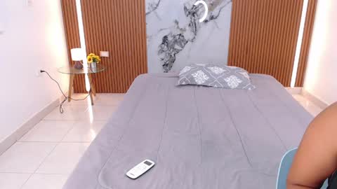 Rossi Hill online show from March 2026 12:05:03 PM