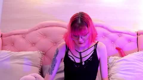 rossiie_hunt_ online show from September 2025 05:39:02 PM