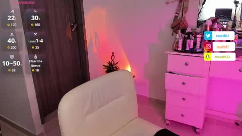 Snapshot of rossth11 chatting on May 2026 10:40:02 PM Im Ross online show from May 2026 10:40:02 PM