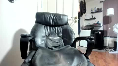 Rostungur online show from March 2025 03:20:02 PM