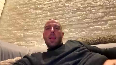 rotteei1 online show from October 2025 08:54:02 PM