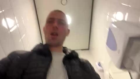 rotteei1 online show from February 2026 09:36:01 AM