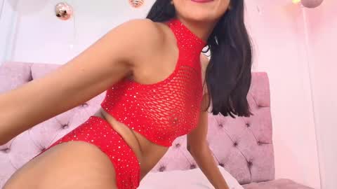 Snapshot of roulyy chatting on December 2024 02:01:02 AM  JESSY ROULY online show from December 2024 02:01:02 AM