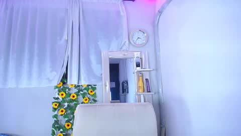 Snapshot of rous_25 chatting on January 2025 12:42:01 PM rous_25 online show from January 2025 12:42:01 PM