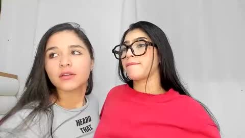 Snapshot of rous_and_sweet chatting on November 2025 03:38:02 AM Rous and Sweet online show from November 2025 03:38:02 AM