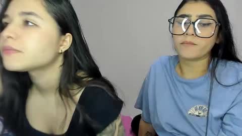 Snapshot of rous_and_sweet chatting on February 2026 02:40:02 AM Rous and Sweet online show from February 2026 02:40:02 AM