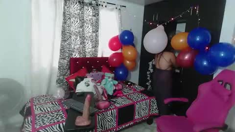 Snapshot of rous_kinky chatting on April 2026 06:03:02 PM rous_kinky online show from April 2026 06:03:02 PM