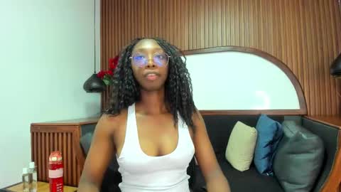 Snapshot of rouselux chatting on March 2026 11:50:01 AM rouselux online show from March 2026 11:50:01 AM