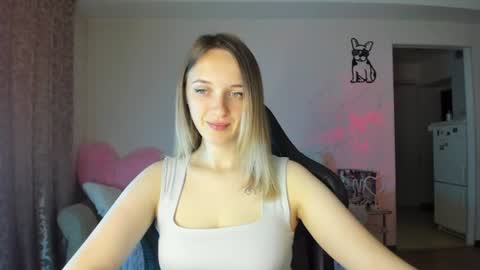 Snapshot of rousereed chatting on June 2026 05:09:01 AM Rouse online show from June 2026 05:09:01 AM