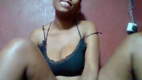 rovaelyah online show from February 2026 04:06:01 AM