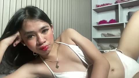 roweena online show from May 2026 03:31:02 PM