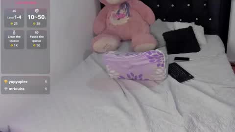 Snapshot of rox851528 chatting on March 2026 02:08:02 AM Rox online show from March 2026 02:08:02 AM