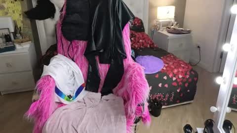 Snapshot of roxalanastar chatting on July 2026 10:45:01 PM Roxalana online show from July 2026 10:45:01 PM