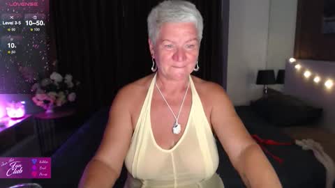 Roxana online show from January 2026 12:10:02 PM
