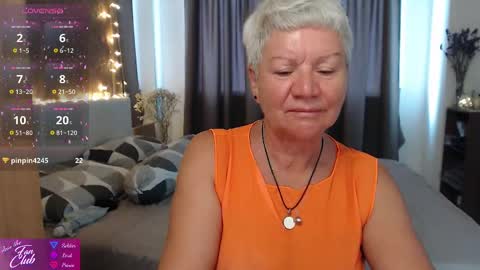 Roxana online show from May 2026 11:44:01 PM