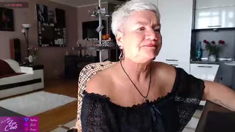 Snapshot of roxana_brooks chatting on July 2026 08:18:01 AM Roxana online show from July 2026 08:18:01 AM