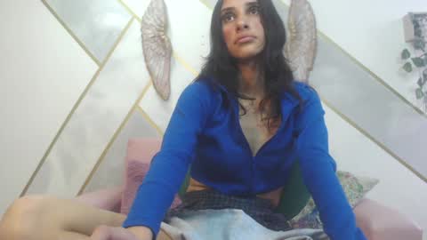   online show from December 2024 07:34:02 PM