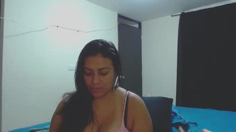 roxanasexy2025 online show from October 2025 12:27:01 PM