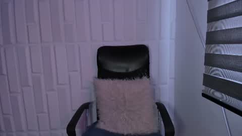 Snapshot of roxanebrown chatting on June 2026 07:26:02 PM roxanebrown online show from June 2026 07:26:02 PM