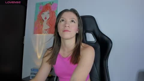 Snapshot of roxanne_jones1 chatting on July 2026 09:08:01 PM roxanne online show from July 2026 09:08:01 PM