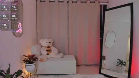  R O X I E  online show from November 2025 12:49:02 AM