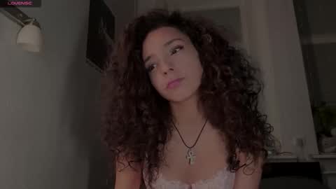 Snapshot of roxieflexie chatting on January 2026 05:12:02 AM Roxie online show from January 2026 05:12:02 AM