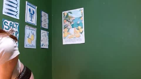 Roxie online show from November 2025 02:12:02 AM