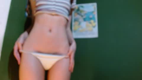 Snapshot of roxiehood chatting on May 2026 02:39:01 AM Roxie online show from May 2026 02:39:01 AM
