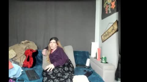 roxihazeleyes online show from February 2026 06:26:01 AM