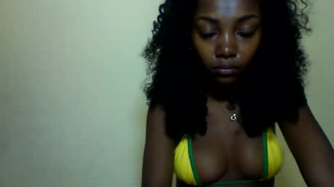 Roxilita online show from June 2026 11:49:02 PM