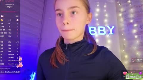 Snapshot of roxxxie_reid chatting on February 2026 08:43:01 PM Roxieex ABBY online show from February 2026 08:43:01 PM