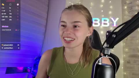 Snapshot of roxxxie_reid chatting on June 2026 07:05:01 PM Roxieex ABBY online show from June 2026 07:05:01 PM