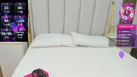 Snapshot of roxy_flame_ chatting on April 2026 11:25:02 AM Roxy online show from April 2026 11:25:02 AM