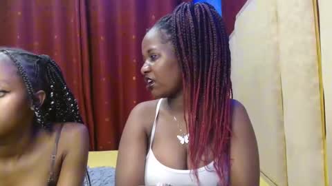 Snapshot of roxy_heather chatting on March 2026 04:26:01 PM Roxy online show from March 2026 04:26:01 PM