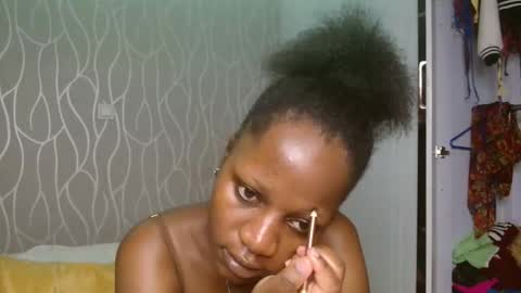 Snapshot of roxy_heather chatting on May 2026 03:30:01 PM Roxy online show from May 2026 03:30:01 PM