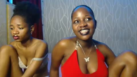 Snapshot of roxy_heather chatting on May 2026 11:14:02 PM Roxy online show from May 2026 11:14:02 PM