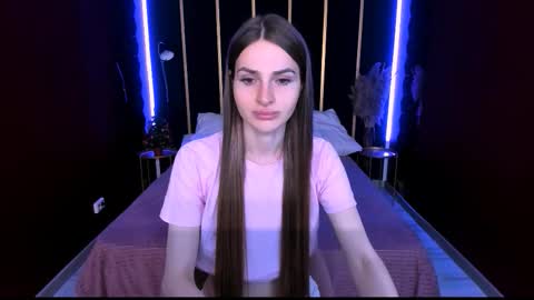 Snapshot of roxy_kisss chatting on January 2026 09:33:02 AM Roxy online show from January 2026 09:33:02 AM