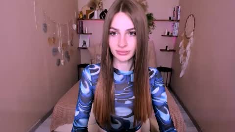 Snapshot of roxy_kisss chatting on February 2026 08:30:01 AM Roxy online show from February 2026 08:30:01 AM