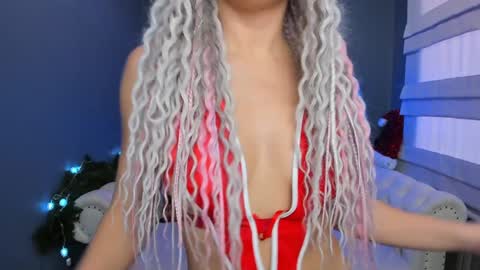 Roxy online show from January 2025 04:20:01 AM