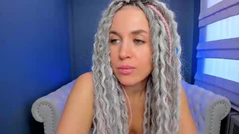 Roxy online show from February 2025 08:10:01 AM