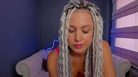 Roxy online show from March 2025 08:08:01 AM