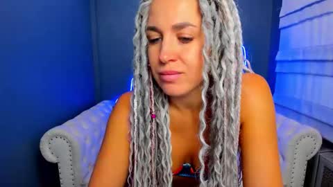 Roxy online show from September 2025 01:28:02 AM