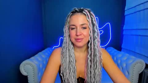 Roxy online show from November 2025 01:16:02 AM