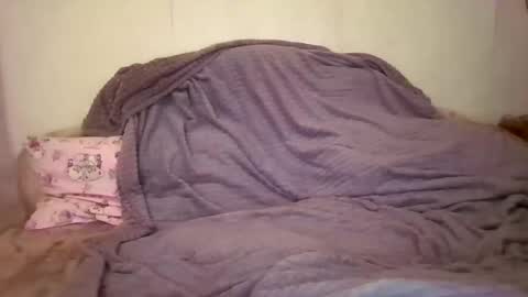 Snapshot of roxy_secrets chatting on October 2025 01:31:02 PM roxy secrets online show from October 2025 01:31:02 PM